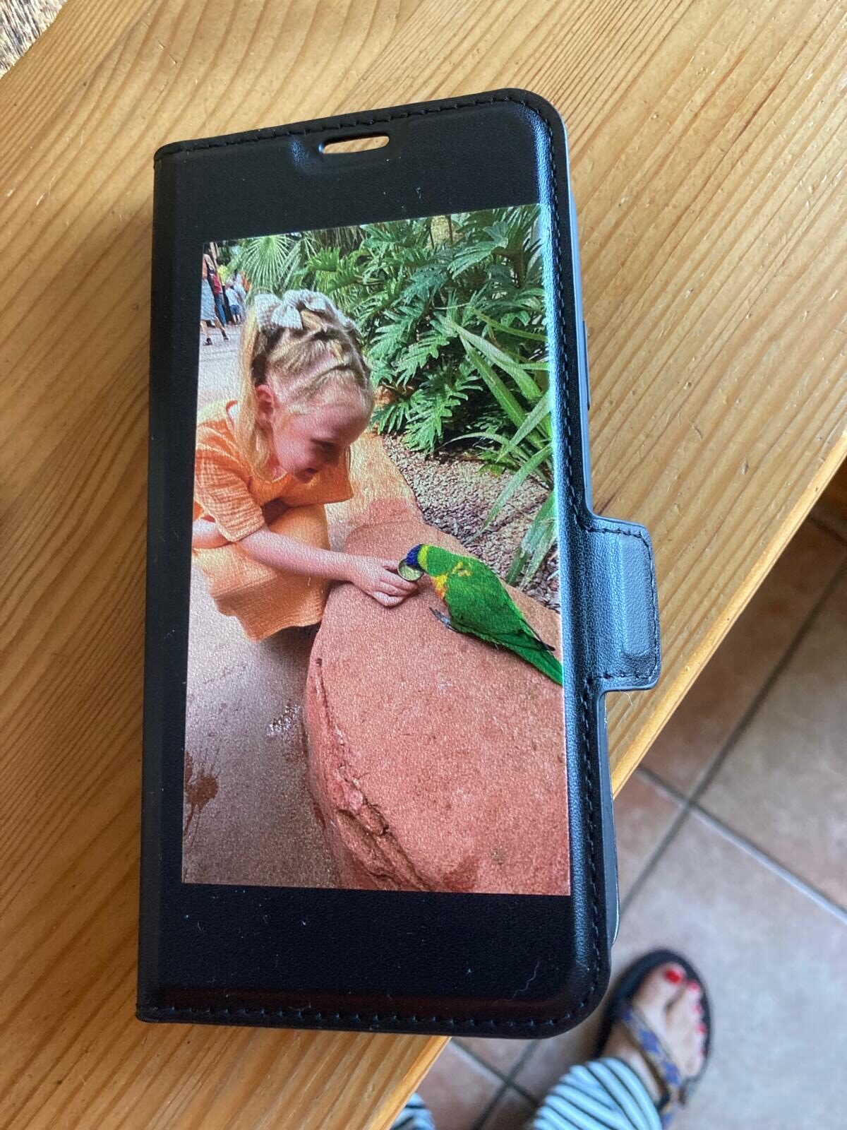 Click to view full screen Ontwerp je eigen iPhone 11 portemonnee hoesje - flip case photo review